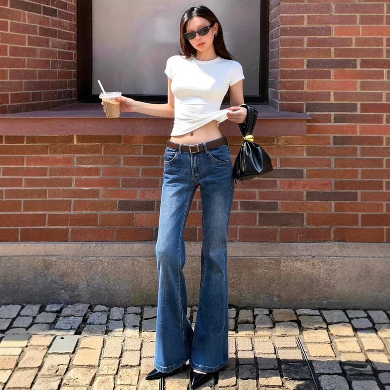 American-Style Low-Waist Flared Jeans for Petite Women, Fall 2026, Non-Tight Elastic Straight-Leg Flared Pants for Petite Women American-Style Low-Waist Flared Jeans for Petite Women, Fall 2026, Non-Tight Elastic Straight-Leg Flared Pants for Petite Women