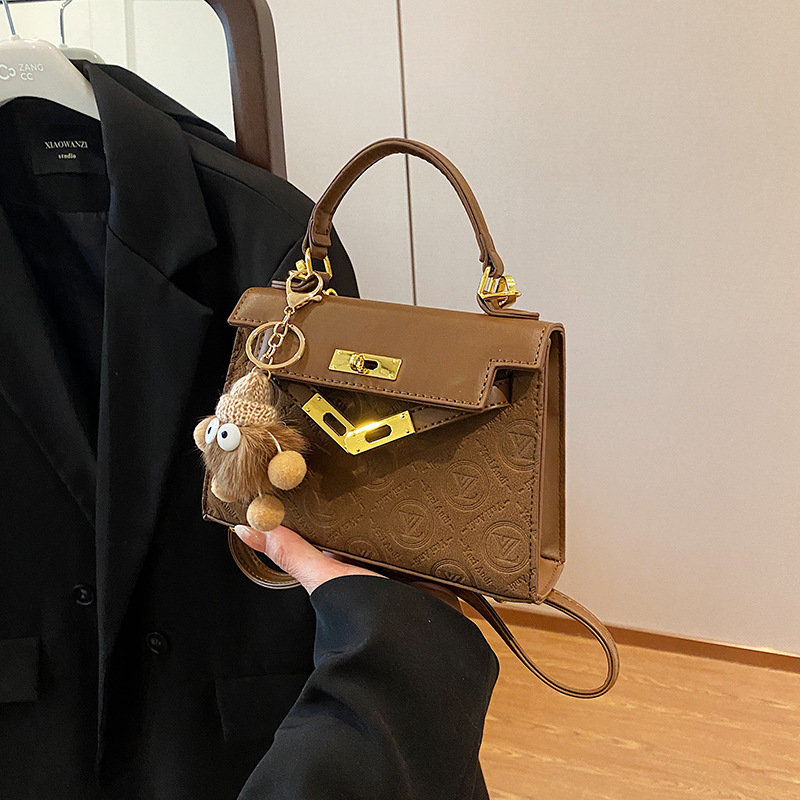 外貿流行包包女2023冬季新款時尚PU凱莉包復古單肩包手提斜跨女包