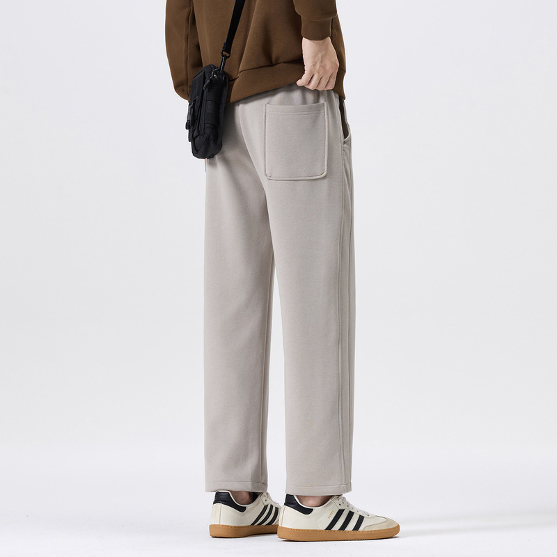 Men's Nine-Point Straight-Leg Casual Sweatpants, New Autumn Collection, Loose Fit, Versatile, Trendy Brand Knit Casual Pants Men's Nine-Point Straight-Leg Casual Sweatpants, New Autumn Collection, Loose Fit, Versatile, Trendy Brand Knit Casual Pants