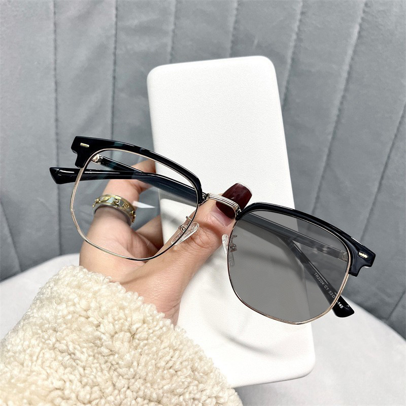 Gafas de media montura que cambian de color fotosensibles para hombres, cara grande, gafas de miopía de moda anti-luz azul, las mujeres pueden equiparse con ojos planos