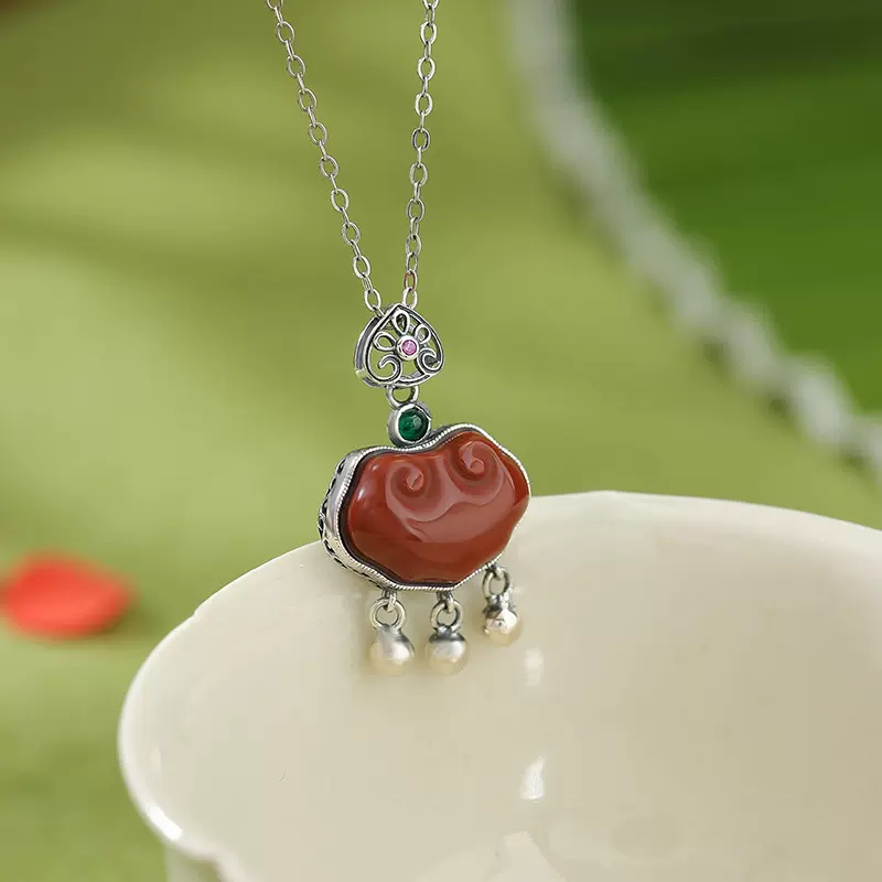 悦宝珠宝S925纯银南红新中式国潮复古如意铃铛锁吊坠如意锁银挂坠