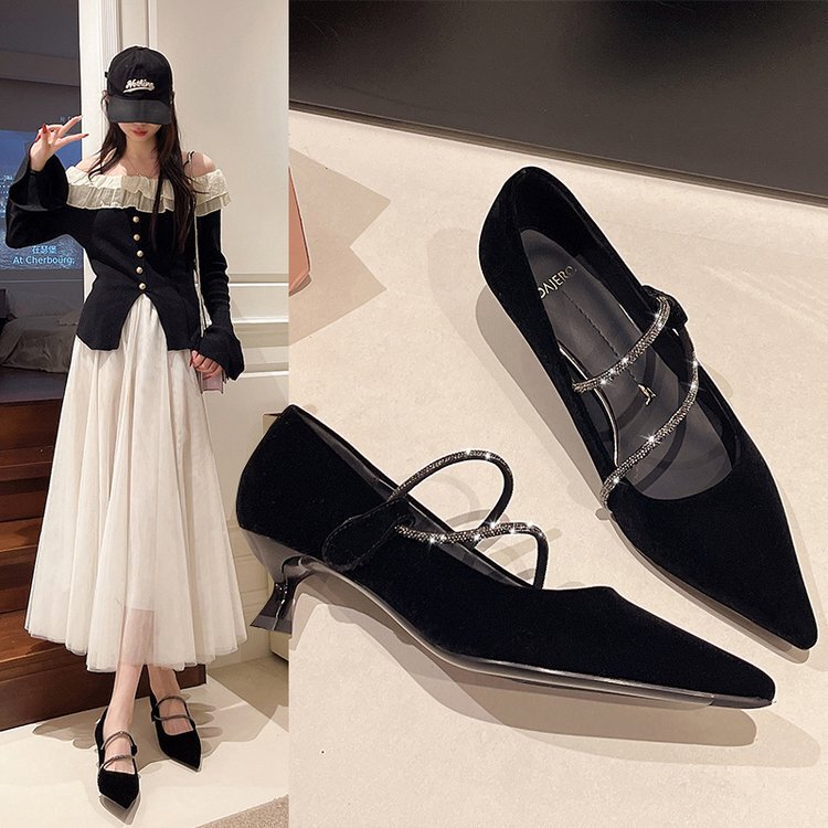 Pointed-Toe Shallow High-Heeled Shoes for Women, 2026 Spring New Style, Kitten Heel, Black Rhinestone Thin Strap, Professional Commuting Shoes