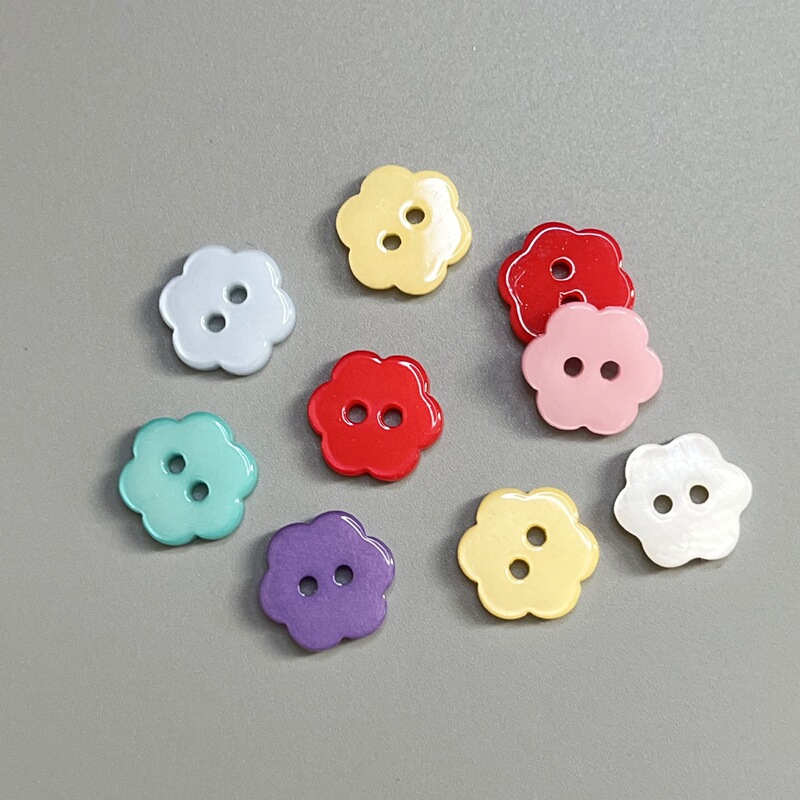 Ready-Made Colorful Two-Eye Plum Blossom Buttons Flower-Shaped Buttons Shirt Knitwear Sweater Buttons Clothing Accessories Accessories
