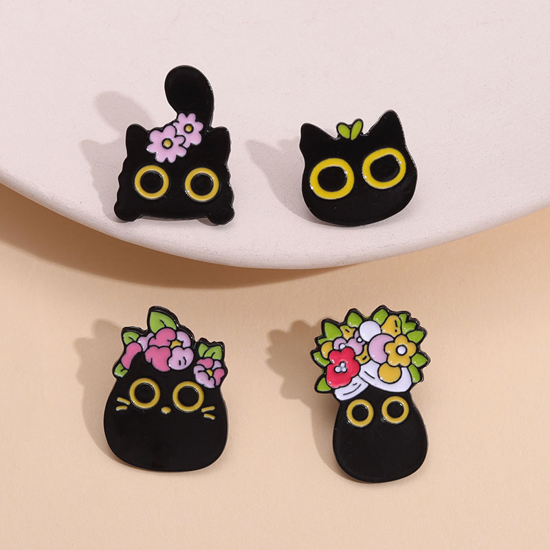 Cute Pin corrado cat Flower Alloy Stoving Varnish Unisex Brooches display picture 2