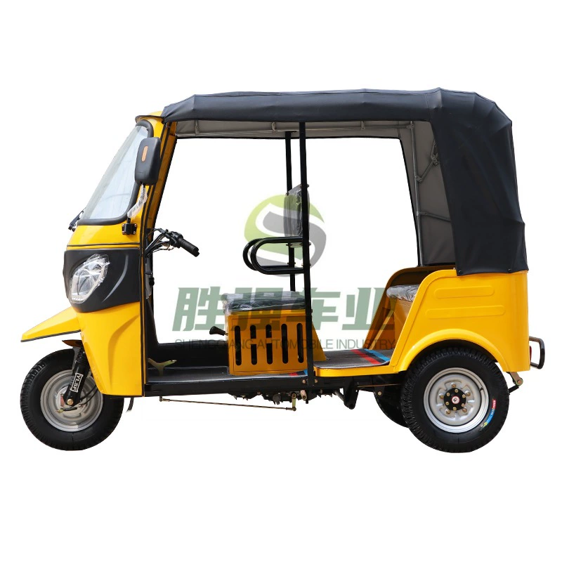 Трёхколёсный трицикл Bajaj Dudu, бензиновый, для пассажиров и экскурсий, тент на 3 места