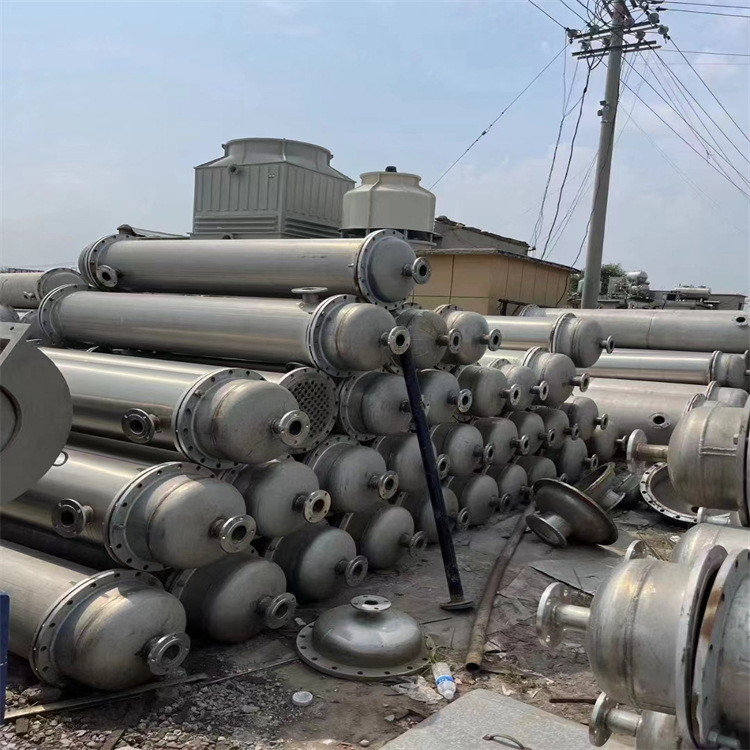 二手不锈钢管壳冷凝器 工业内循环螺旋板热交换设备 热效率高盛源