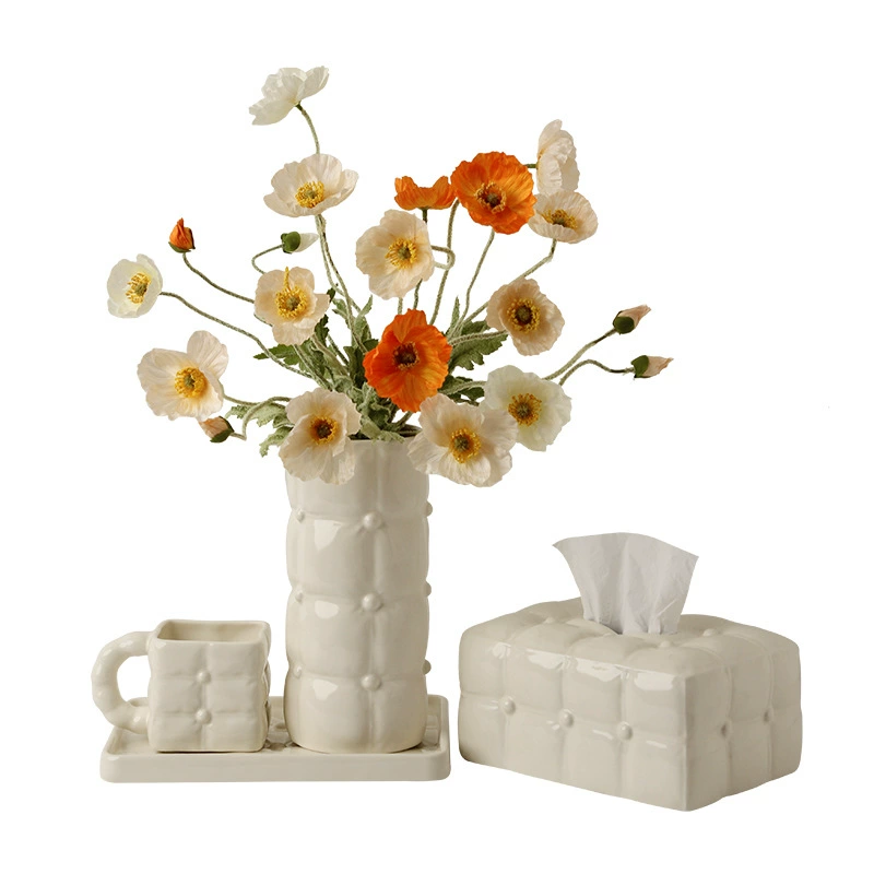 Creative ceramic table cream decorations for living room, wipes