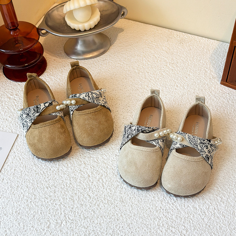 Zapatos de princesa para niñas, zapatos de cuero casuales, 2025 otoño, nuevos zapatos de estilo Mary Jane, zapatos de soja suaves