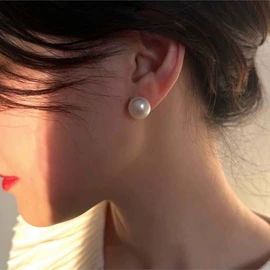 天然珍珠项饰;项链;天然珍珠耳饰