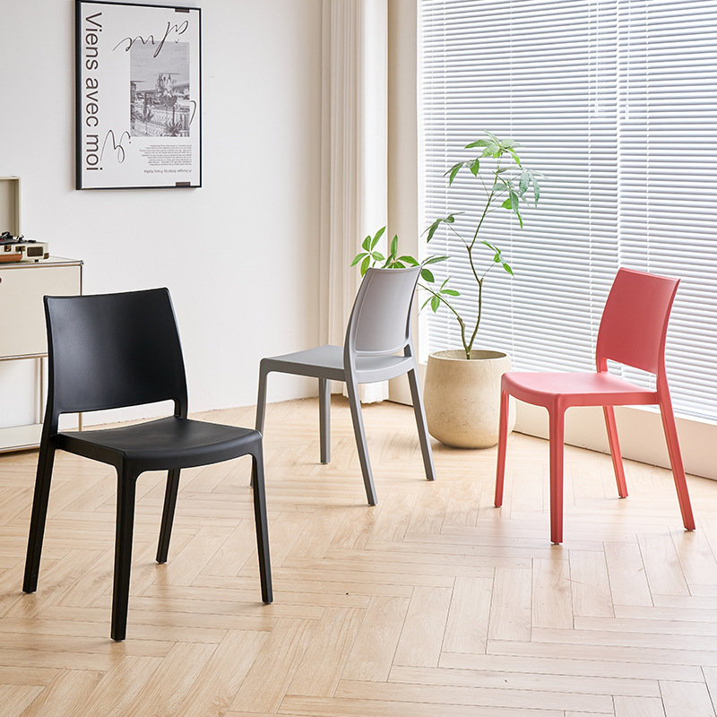 Sillas de plástico caseras apilables sillas de almacenamiento ligeras sala de estar cocina sillas de mesa de comedor robustas taburetes de respaldo de color