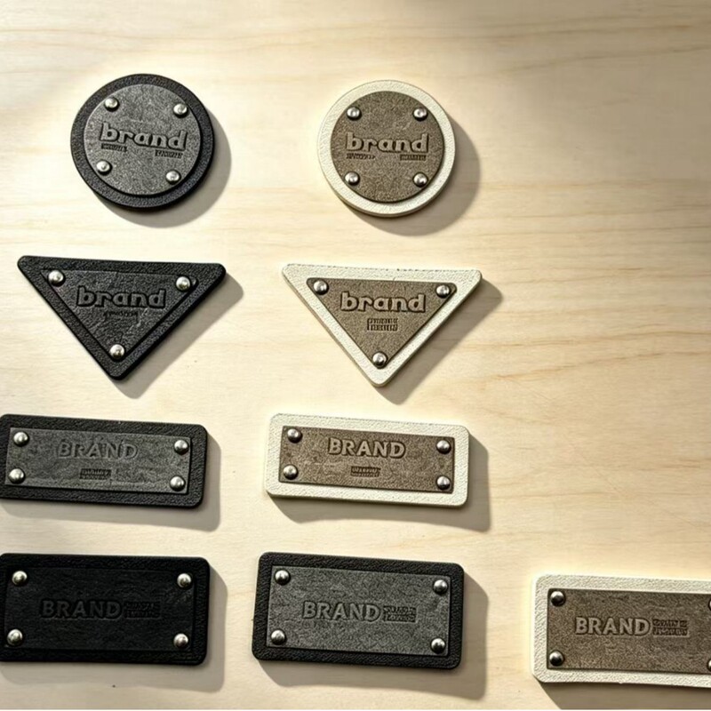 Vintage Letter Leather Tags, Multi-Shaped Rivet-Decorated Leather Labels, Trendy Denim Jacket DIY Patch Accessories Vintage Letter Leather Tags, Multi-Shaped Rivet-Decorated Leather Labels, Trendy Denim Jacket DIY Patch Accessories