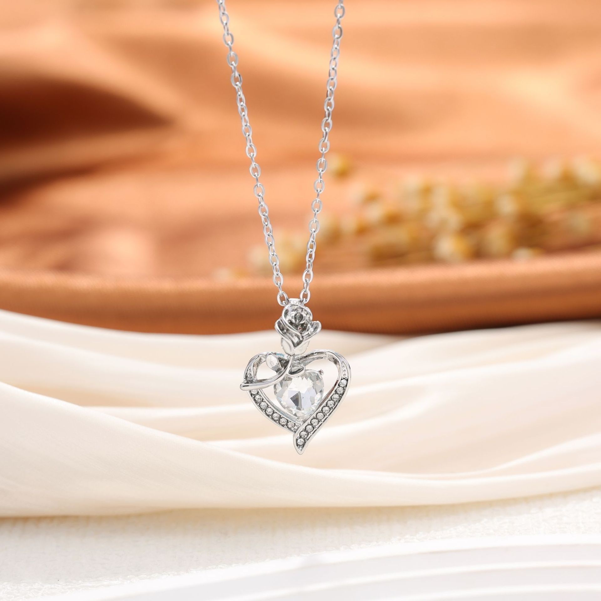 Deseo transfronterizo de moda europea y americana rosa mujer amor colgante de diamantes joyas de regalo del día de la madre image 8