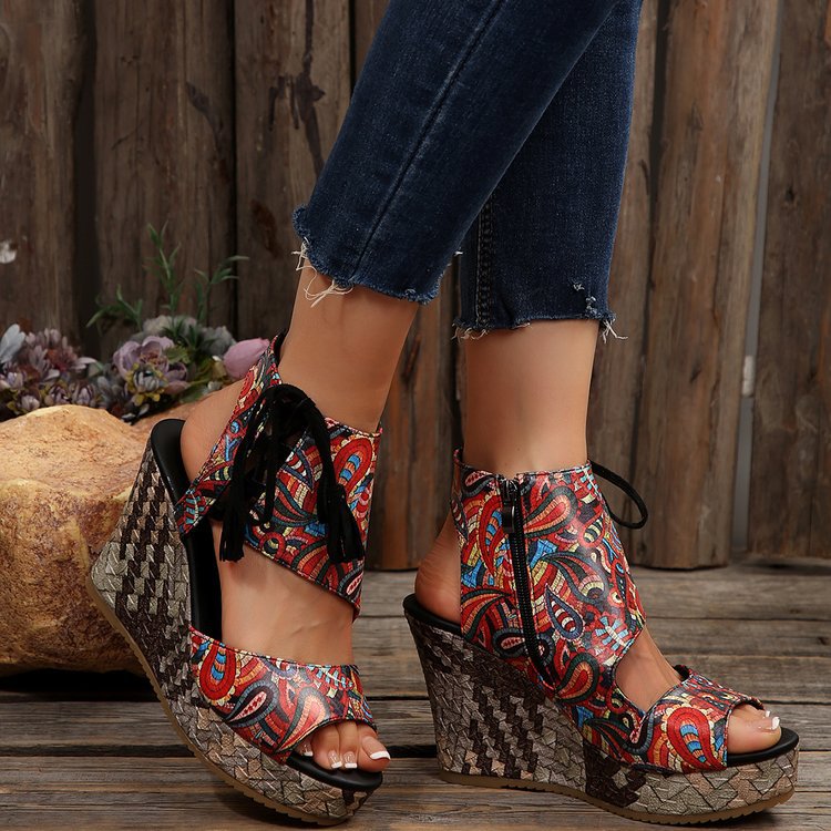 cross-border foreign trade plus size european and american wedge 2025 summer new tassel high heel peep toe platform muffin leopard print sandals women Application Scenario