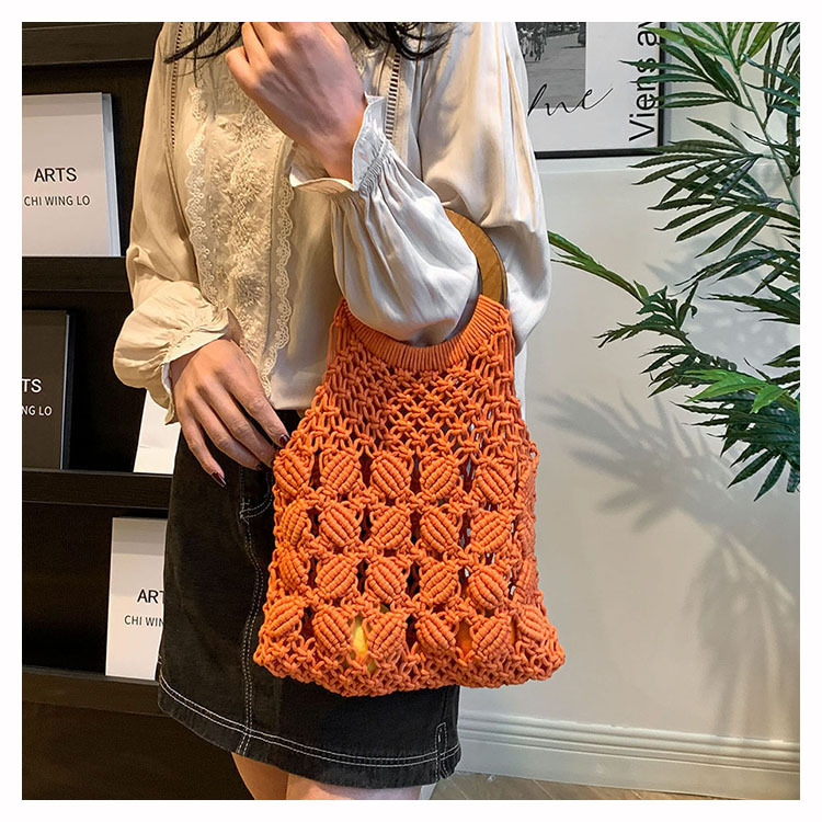 Women's Medium Fabric Solid Color Basic Classic Style Weave Hollow Open Straw Bag display picture 20