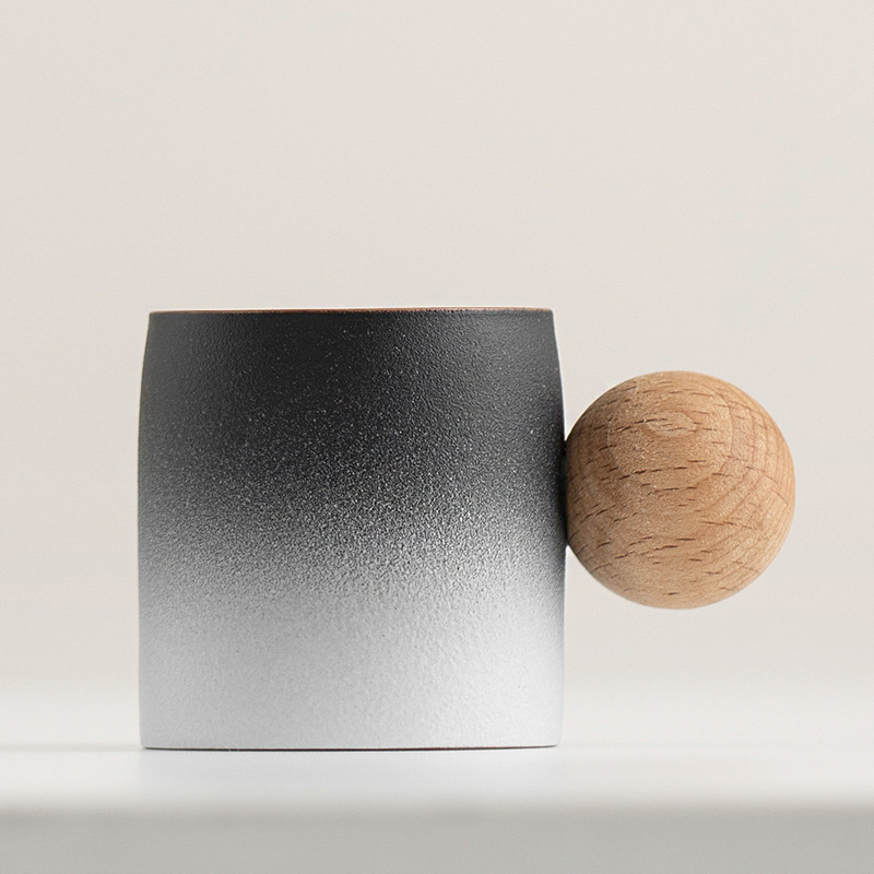 Mango de madera taza de café té taza de té gradiente esmalte exquisita cerámica pequeña taza de regalo caja de regalo traje al por mayor