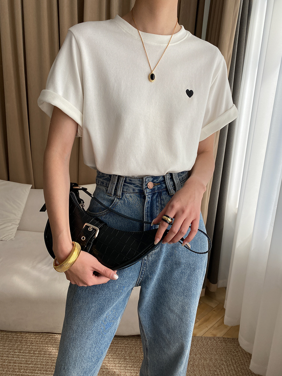 Love Small Embroidered Shoulder Slimming Casual Short Sleeved T Shirt Loose Early Spring