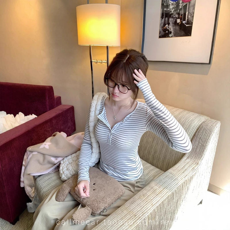 CallmeEar//简约公式莱赛尔羊毛长袖T恤女早秋修身显瘦上衣2025|undefined