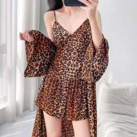 性感感豹纹冰丝睡衣女夏款纯欲开衫吊带短裤家居服三件套带胸垫