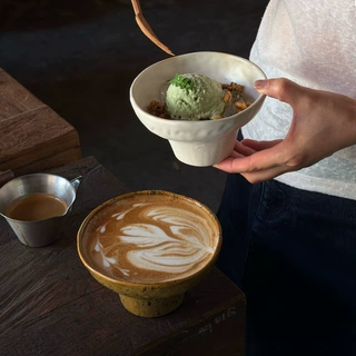 日式粗陶高足碗复古陶瓷酸奶碗ins风创意甜品沙拉碗家用早餐麦片