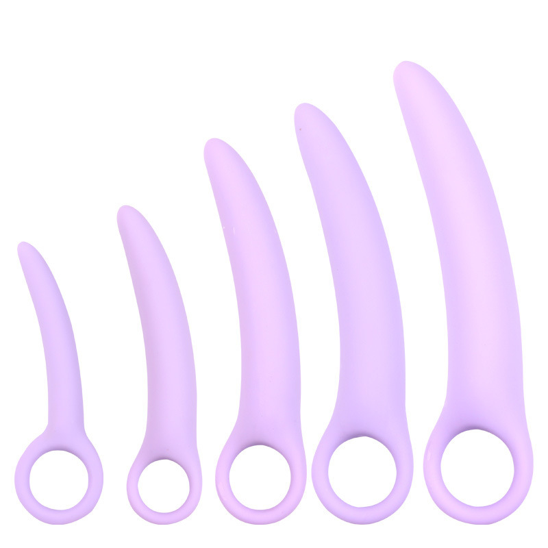 Portable Silicone Crescent Anal Plug, Small Size, Pull Bead Base, Purple — detail image 7