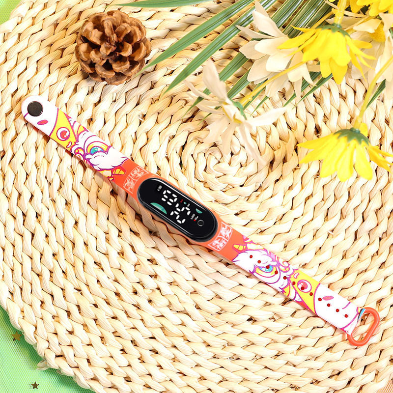 2024 explosión de chatarra oso de café M9 impresión pulsera relojes de pulsera niños estudiantes moda lindo reloj electrónico LED