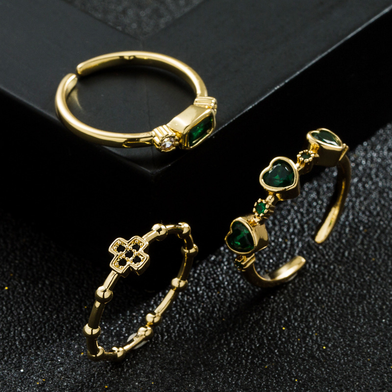 Simple Women's Hand Jewelry Bamboo Cross Heart-shaped Green Copper Ring display picture 1