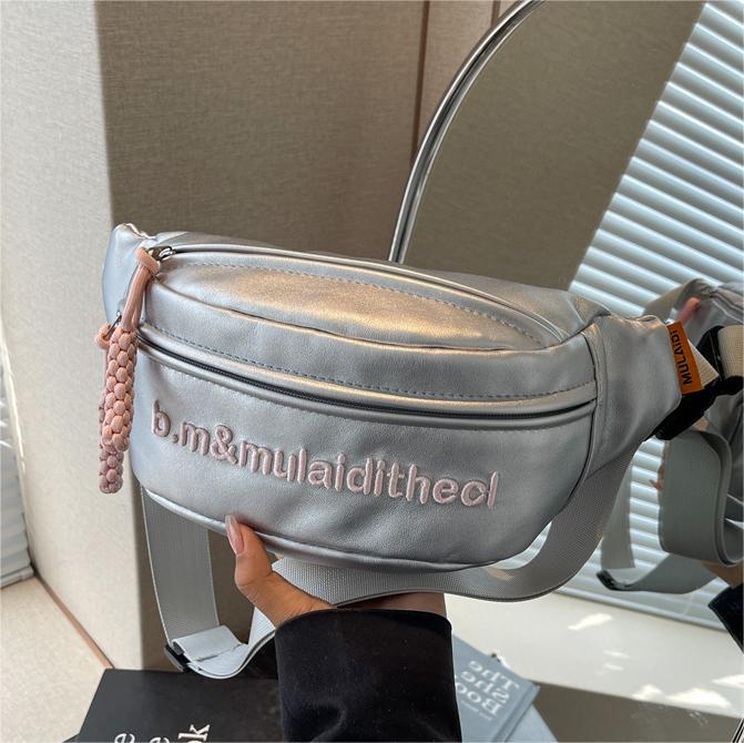 Coreano ins moda bolsa de cintura versátil para mujeres verano 2024 nuevo estilo simple bolso de hombro de moda bolso de mochila super caliente