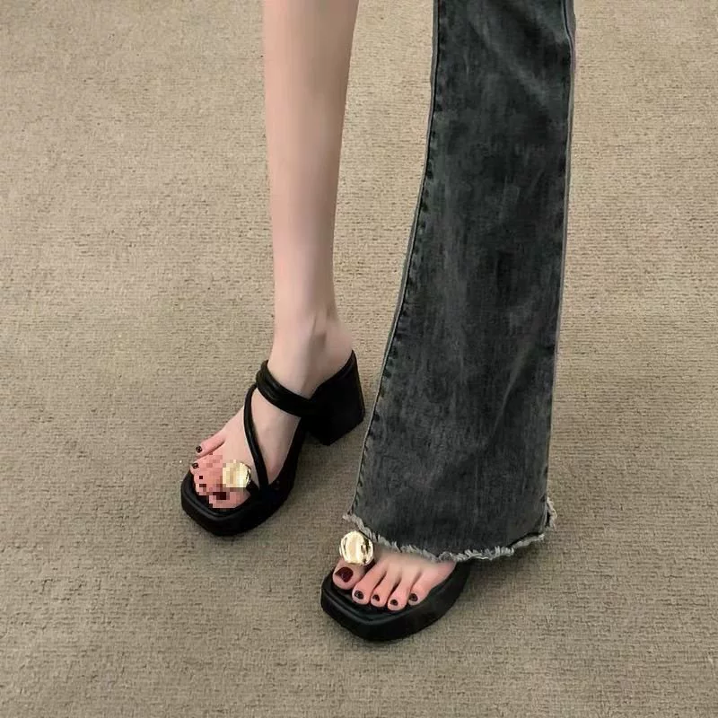 Sexy summer slippers, 2025 years