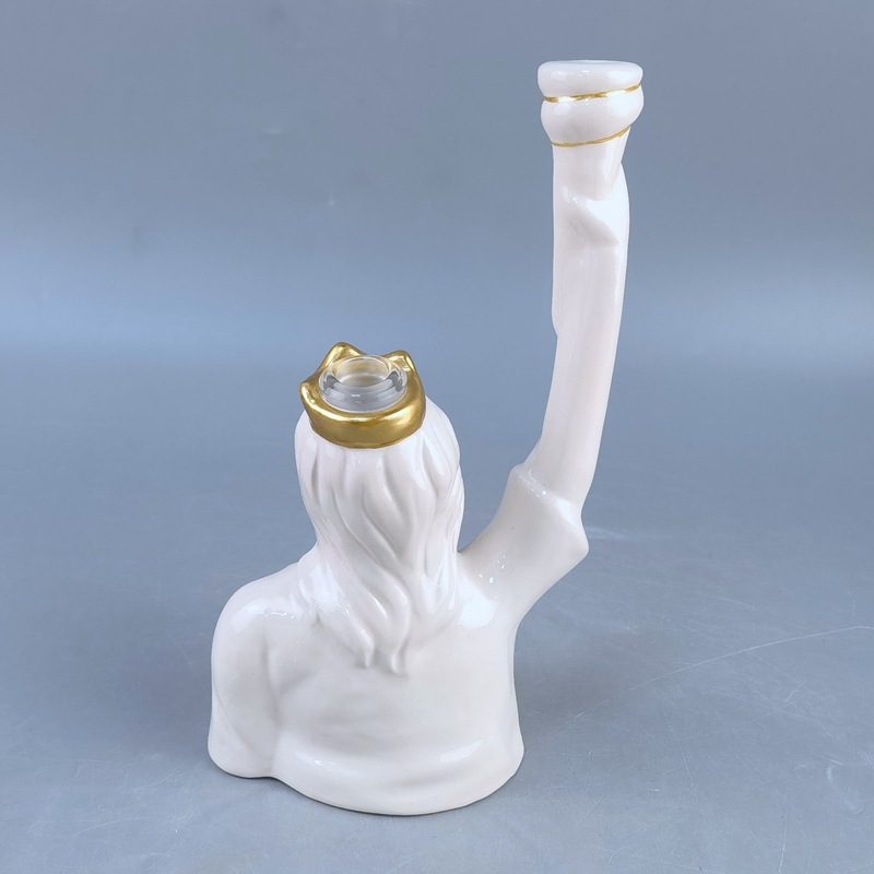 Nuevos dibujos animados de cerámica de la Estatua de la Libertad adornos de porcelana blanca taza de tubería de cerámica cigarrillos adornos de personajes de porcelana blanca Dehua