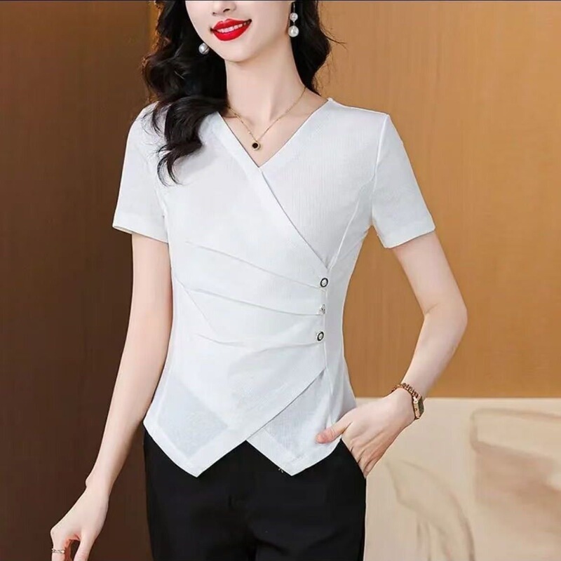 2026 Summer New Style Buttoned Pleated Fashionable Solid Color Short-Sleeved T-Shirt for Women, Versatile and Slimming Irregular Top 2026 Summer New Style Buttoned Pleated Fashionable Solid Color Short-Sleeved T-Shirt for Women, Versatile and Slimming Irregular Top