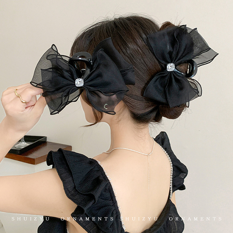 夏の新しいハイエンドオーストリッチぬいぐるみヘアクリップ女性のための大型サメクリップ黒羽グリッパー頭飾りクリップ|undefined