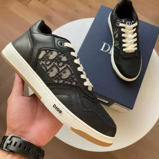Correct Letter B27 High-End Light Luxury Thick Sole Patchwork Fashion Casual Low-Top Breathable Comfortable Sneakers White