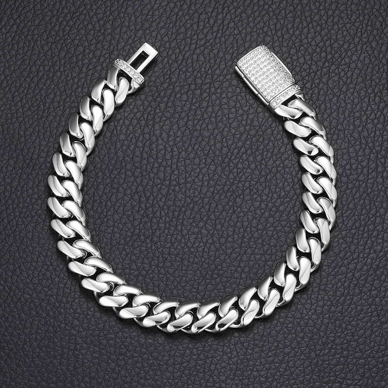 Cuban Chain Bracelet With Zircon Inlay And Gold Plated Finish_voghion.com