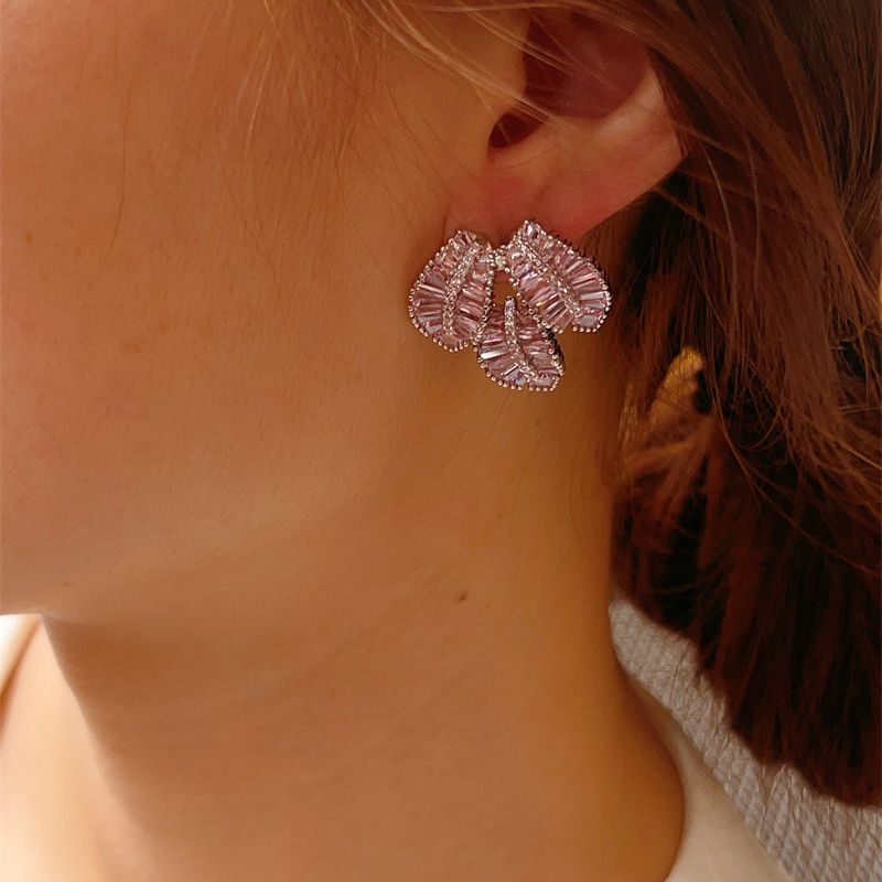 Women's Gender Plating, Inlay Design 1 Pair Luxurious Modern Style Leaf Plating Inlay Copper Zircon Earrings
