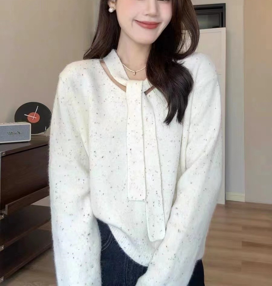 Design Sense Streamer Color Point Soft Waxy Red Sweater Women'S New V-Neck Bottoming Knitted Sweater 19 Undefined