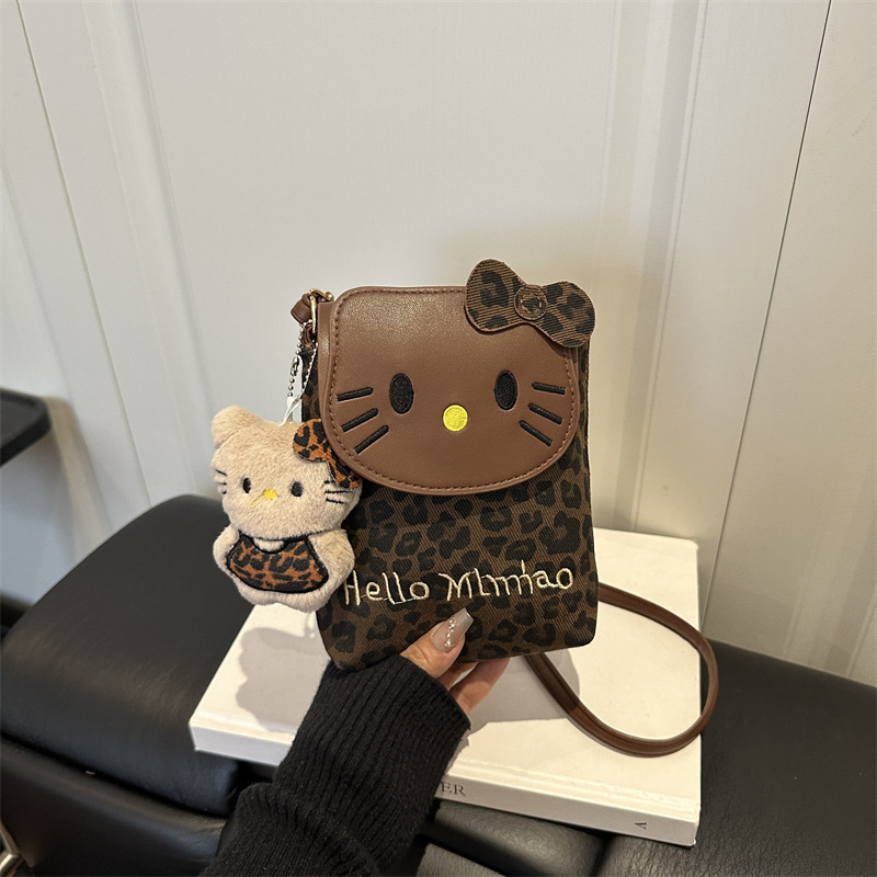 Trendy and versatile cute cat phone bag for women, suitable for casual commuting, going out, and shopping, with a matte leopard print fashion crossbody design Trendy and versatile cute cat phone bag for women, suitable for casual commuting, going out, and shopping, with a matte leopard print fashion crossbody design