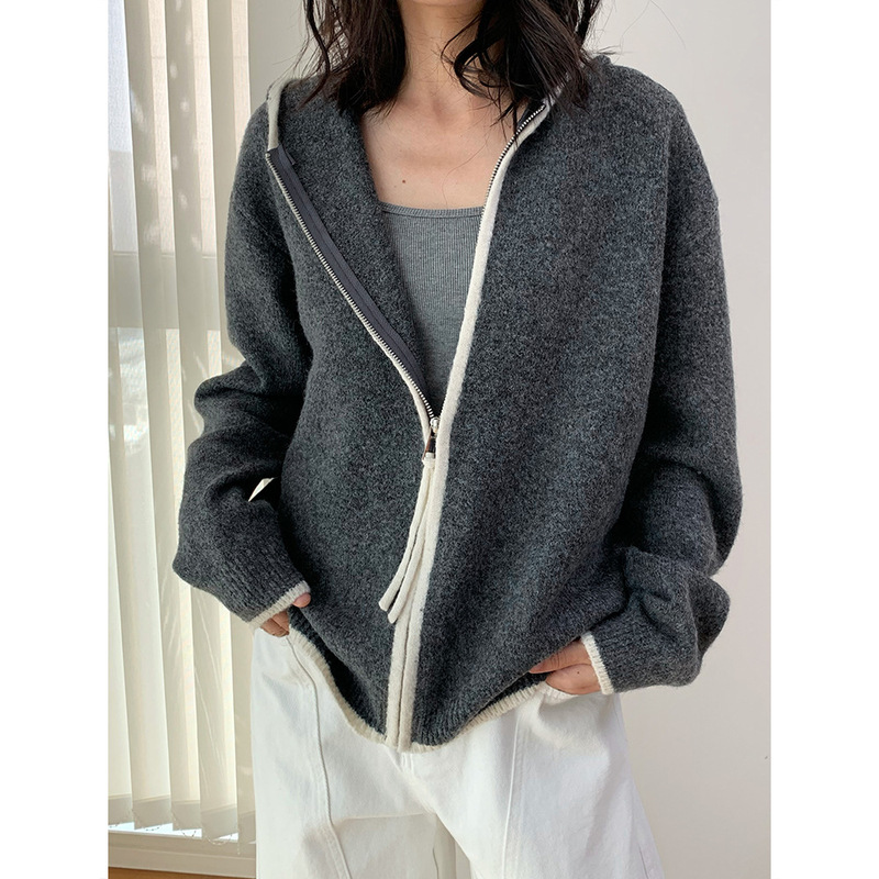 Dorothy Autumn and Winter New Korean Fashionable Contrasting Sportswear Hooded Knitwear Zipper Straight Cardigan Knitwear Dorothy Autumn and Winter New Korean Fashionable Contrasting Sportswear Hooded Knitwear Zipper Straight Cardigan Knitwear