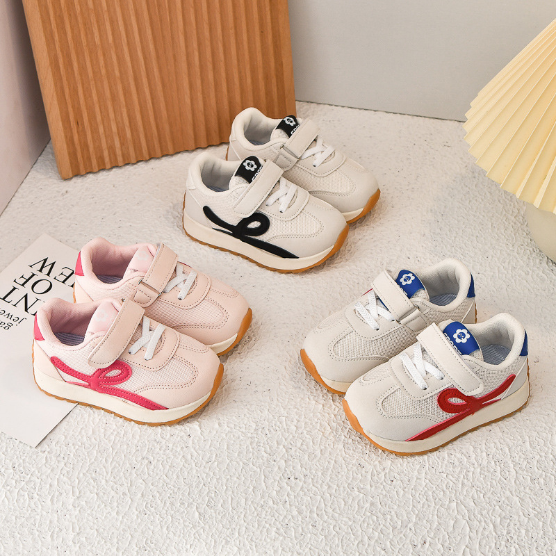 Zapatos Forrest Gump para niños, malla, transpirable, suela suave, antideslizante, primavera 2025, nuevos zapatos deportivos para niños y niñas, zapatos de cintura pequeños