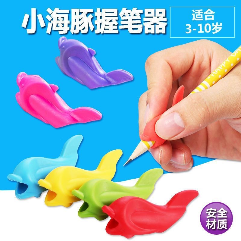 Pequeño pez delfin pinza