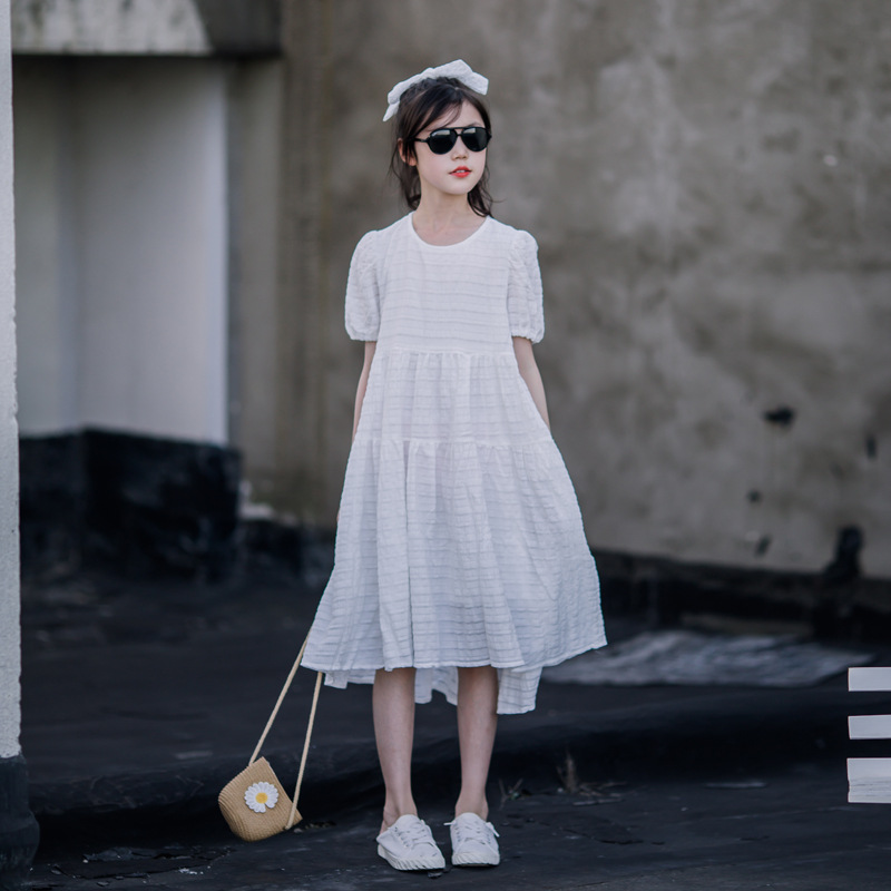 2023 ropa de verano para niños vestido blanco de niñas medio y grande para niños suelto delantero corto trasero largo neto rojo princesa vestido nuevo