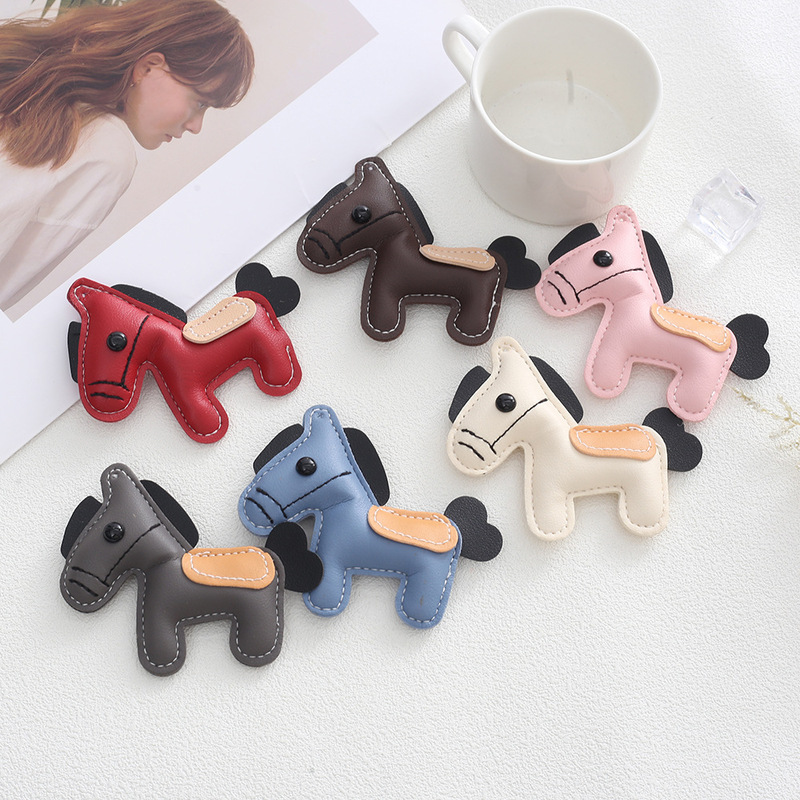 Cross-Border In-Stock Year of the Horse Creative Pendants, High-Quality Leather, "Get Rich Instantly" Accessories for Bags, Phones, and Keys, Wholesale Cross-Border In-Stock Year of the Horse Creative Pendants, High-Quality Leather, "Get Rich Instantly" Accessories for Bags, Phones, and Keys, Wholesale
