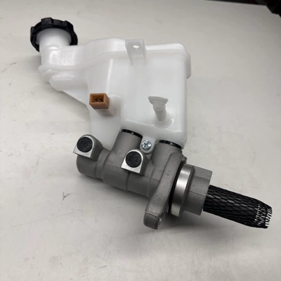 Suitable for Kia Soul Ii 2014-2018 Brake Master Cylinder 58510B2800 58510-B2800
