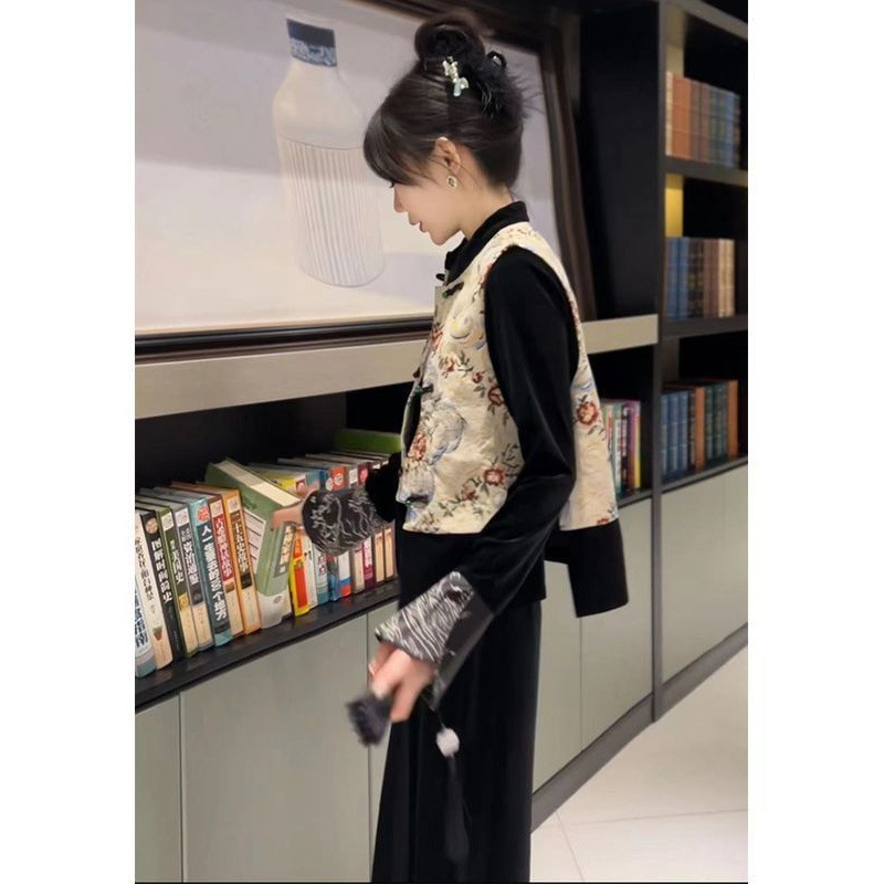 新中式国风早秋穿搭一整套端庄大气马甲黑色丝绒连衣裙两件套女装|undefined