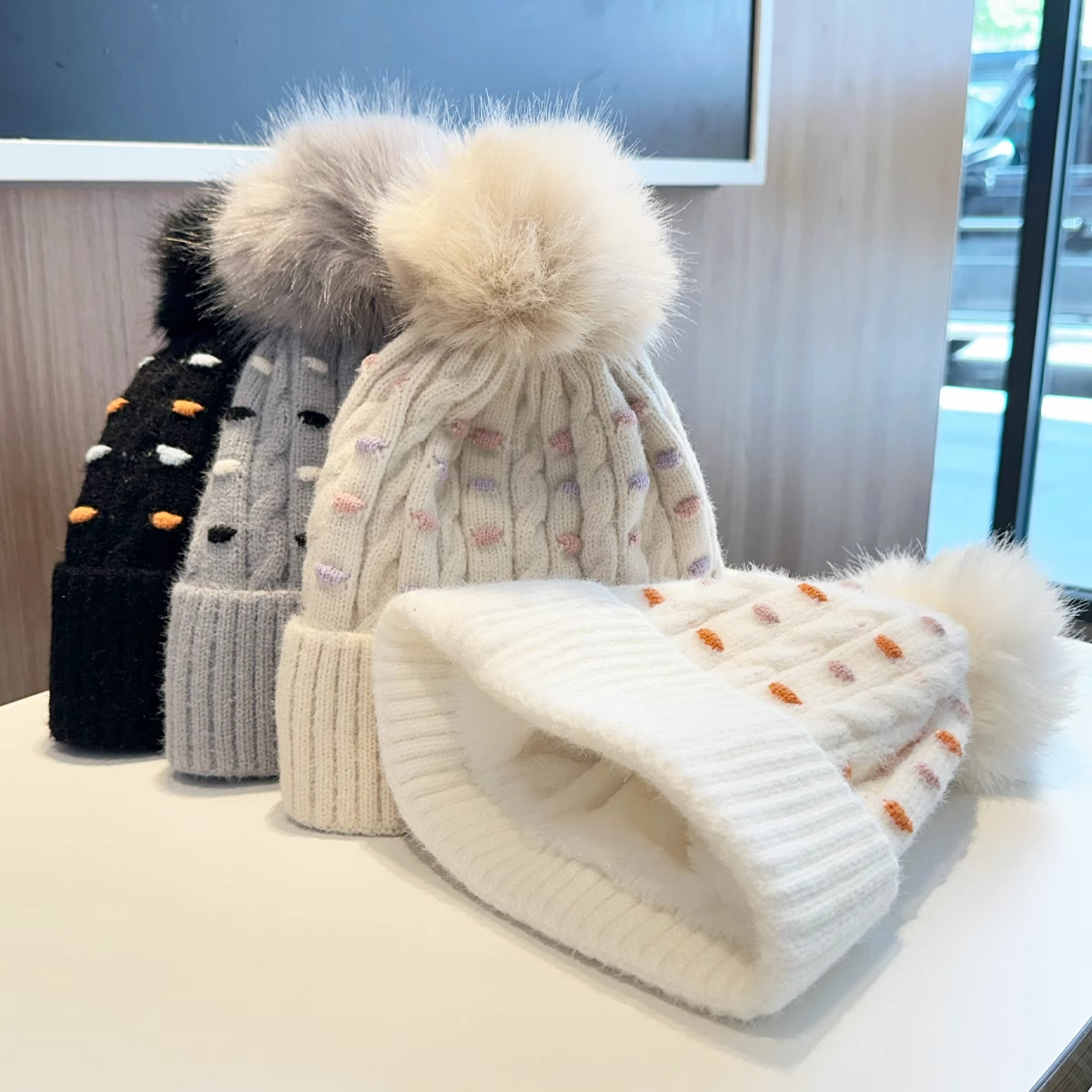 Cappello invernale da uomo e da donna in lana, caldo, spesso, con fodera in pile, alla moda, versatile, all'ingrosso, a pois, in maglia jacquard._voghion.com