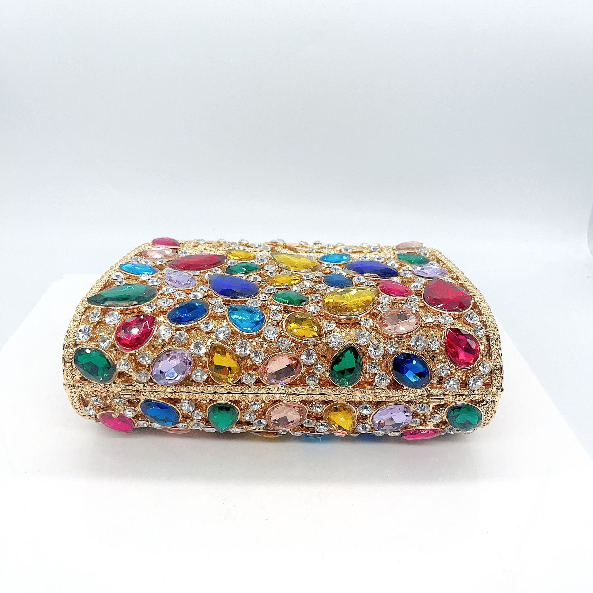 Bolsa de fábrica de diamantes coloridos bolsas de banquete de diamantes bolsas de mano europeas y americanas bolsas de hombro de mujer