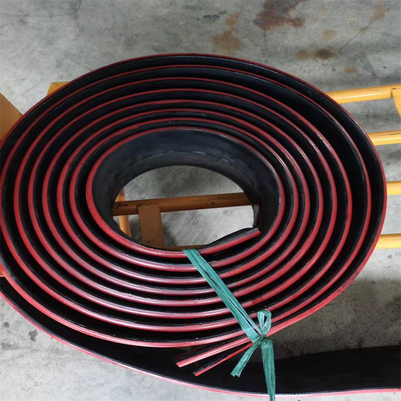 密封挡煤皮子 防溢裙板夹持器 输送机挡板