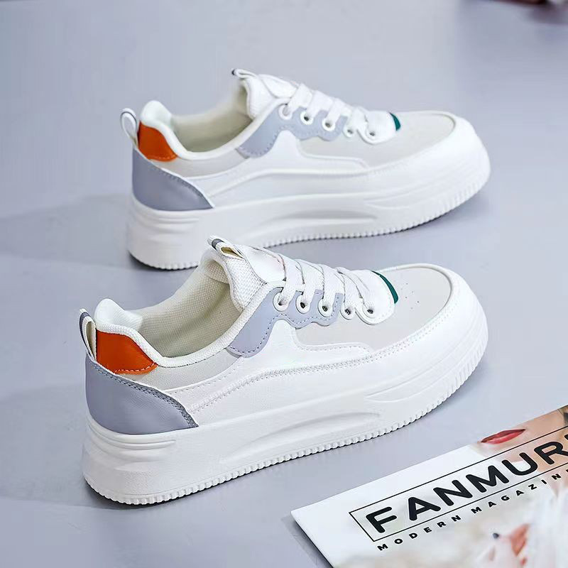 Casual versátil de primavera y otoño de moda para mujeres zapatos de skate estudiantes zapatos blancos cómodos zapatos deportivos de mujer aumentados