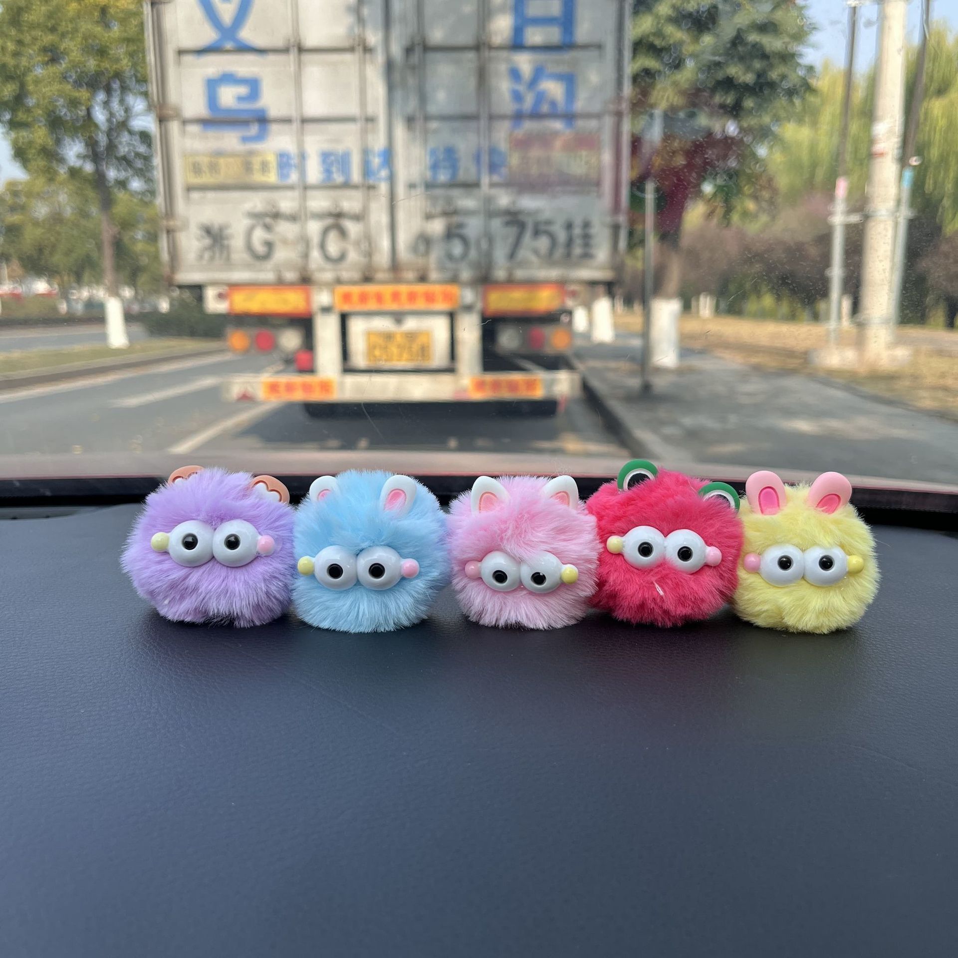 Car Dashboard Decoration Creative Cute Coal Ball Doll Car Center Console Monster Fur Ball Car Decoration Quirky Items
