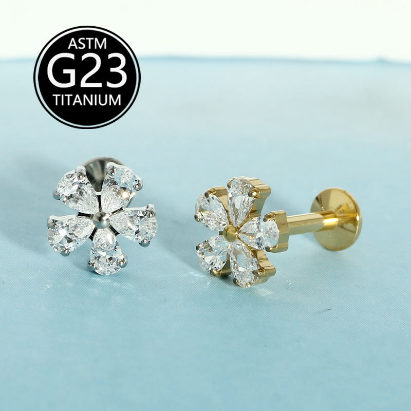 16G labret stud size and finish detail