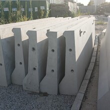 新泽西护栏出租出售，混凝土防撞墩，道路施工隔离墩，市政交通路